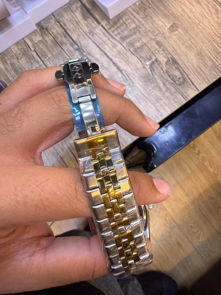 Stijlvol Rolex Polshorloge - Goud en Zilverkleurig, Polshorloge, Nieuw, Ophalen of Verzenden, Rolex