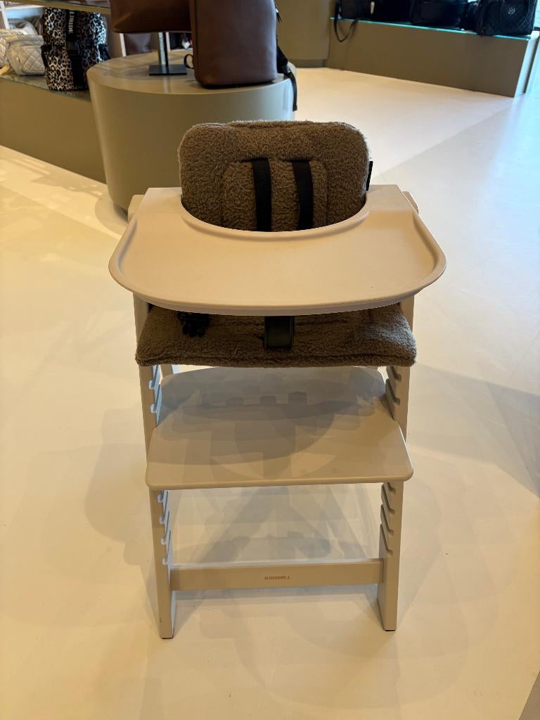 Kidsmill Up! kinderstoel oatmeal, Ophalen, Zo goed als nieuw, Meegroeistoel