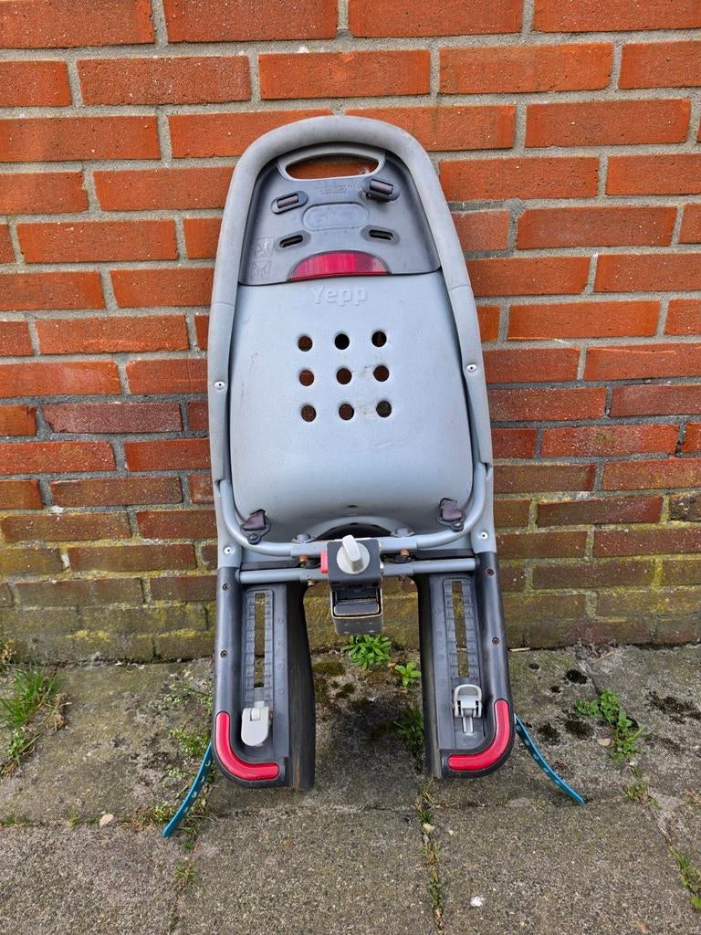 Yepp achterzitje, Fietsen en Brommers, Fietsaccessoires | Fietsstoeltjes, Ophalen, Achterzitje, Gebruikt, Yepp