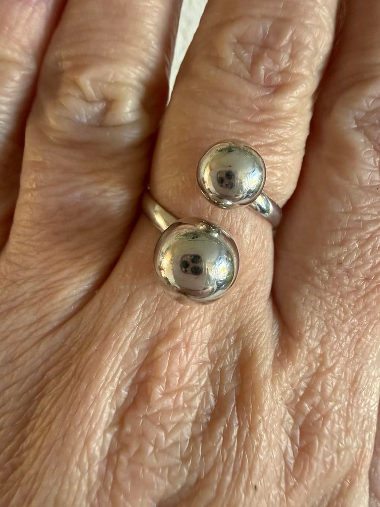 H122/Zilveren Verstelbare Modernist BOLLEN ring, 18 tot 19, Gebruikt, Verzenden, X