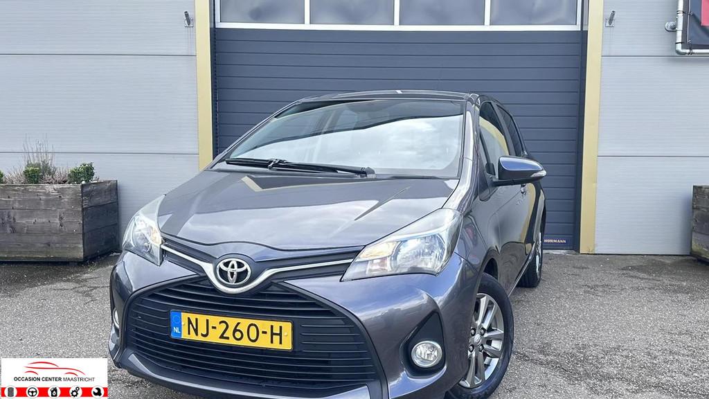 Toyota Yaris 1.0 VVT-i Aspiration, Auto's, Voorwielaandrijving, Met garantie (alle), Bedrijf, Handgeschakeld