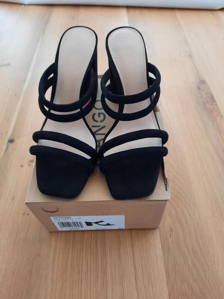 Zwarte leren sandalen met hak, Mango, Zwart, Nieuw, Sandalen of Muiltjes