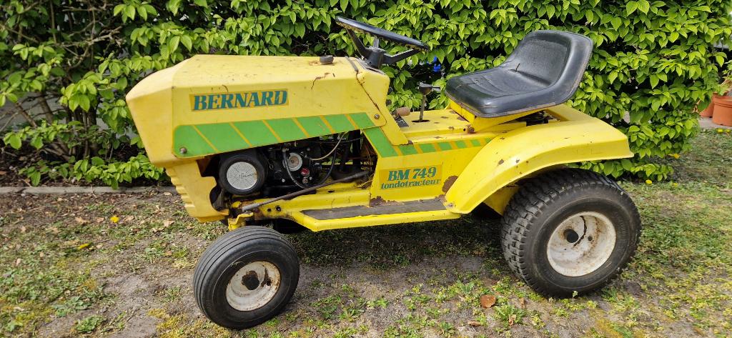 Zitmaaier Tondotracteur incl. Dubbel Maaidek, Tuin en Terras, Zitmaaiers, Ophalen, Gebruikt, Bernard, Versnellingen