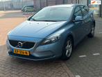 Volvo V40 2.0 D2 R-Design, Voorwielaandrijving, Gebruikt, Euro 6, 4 cilinders