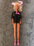 Barbie pop mattel 1966 in zwarte neglige outfit, Verzamelen, Ophalen, Zo goed als nieuw, Fashion Doll