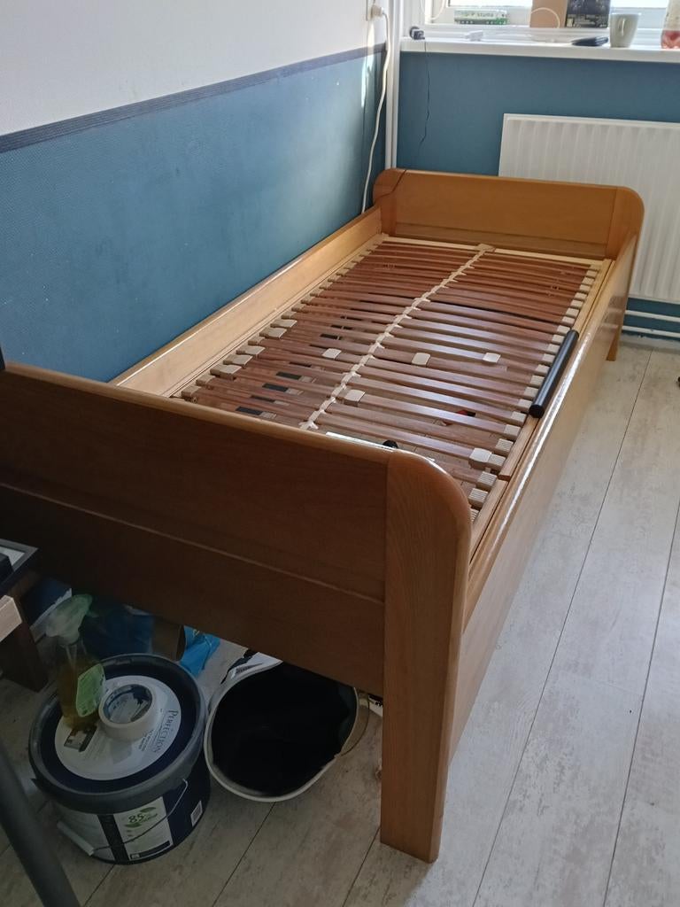 Gratis 1 persoon bed, Gebruikt, 90 cm, Eenpersoons, Ophalen of Verzenden