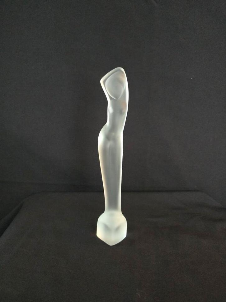 Top beeldje, Art Deco, glas, ontw. Luciënne BLOCH, Leerdam, Verzamelen, Beelden en Beeldjes, Zo goed als nieuw, Mens, Ophalen of Verzenden