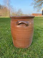 Oude antieke bruine grespot keulsepot zuurkoolpot plantenbak, Ophalen