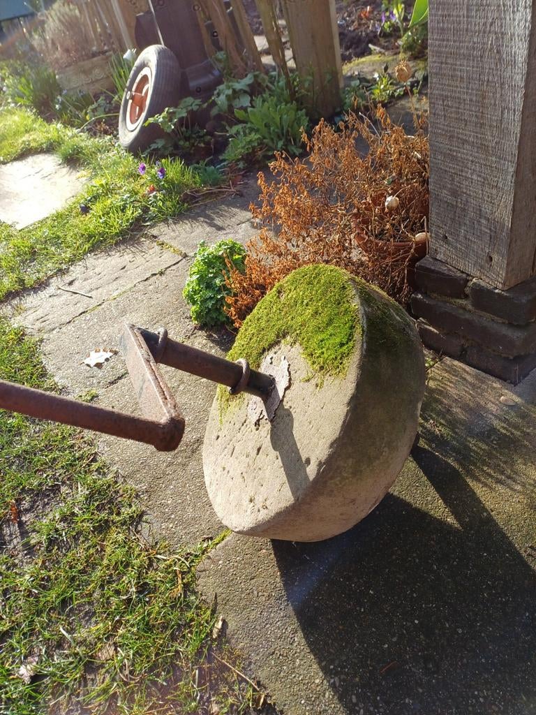 Oude slijpsteen bentheimersteen, Antiek en Kunst, Antiek | Gereedschap en Instrumenten, Ophalen of Verzenden