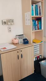 Gezocht opkoper schoolmeubilair., Ophalen