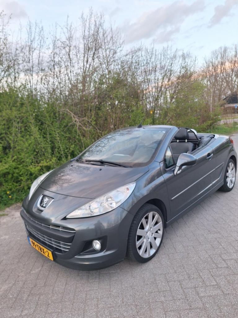 Peugeot 207 16 VTI CC cabriolet griffe uitvoering 88KW 2012, Voorwielaandrijving, 4 cilinders, 4 stoelen, 1317 kg