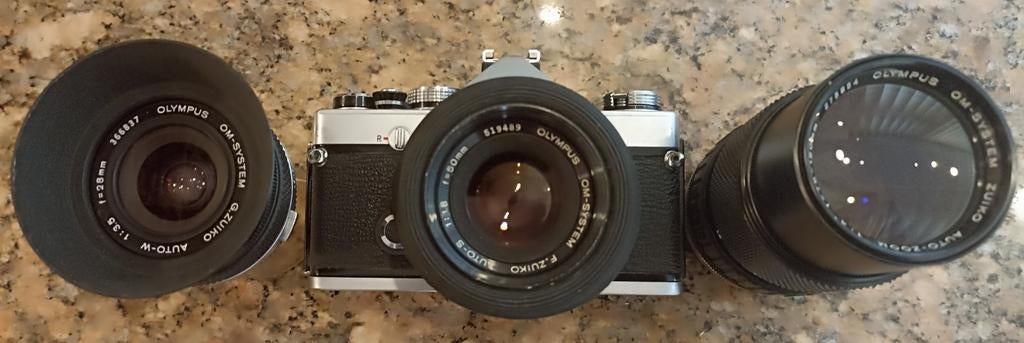 Olympus OM1n met 3 Zuiko lenzen, Ophalen, Gebruikt, Spiegelreflex, Olympus