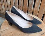 PETER KAISER prachtige suède pumps maat 7 / 40, Ophalen of Verzenden, Zo goed als nieuw