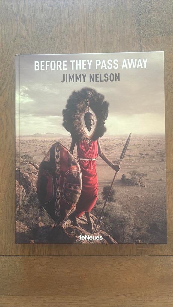 Before they pass away - Jimmy Nelson, Boeken, Ophalen of Verzenden, Zo goed als nieuw, Fotografen