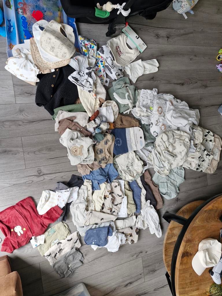 Baby kleding pakket jongens maat 50, Kinderen en Baby's, Babykleding | Baby-kledingpakketten, Ophalen of Verzenden, Zo goed als nieuw