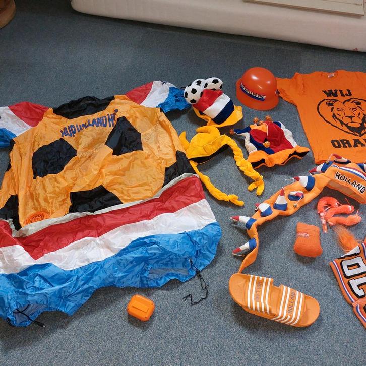 Oranje WK voetbal artikelen, Verzamelen, Sportartikelen en Voetbal, Shirt, Overige binnenlandse clubs, Ophalen of Verzenden