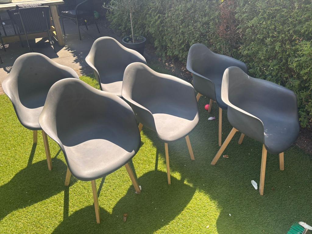 Moderne kuipstoelen voor de tuin (set van 6) zsm halen!, Tuin en Terras, Ophalen, Gebruikt, Kunststof