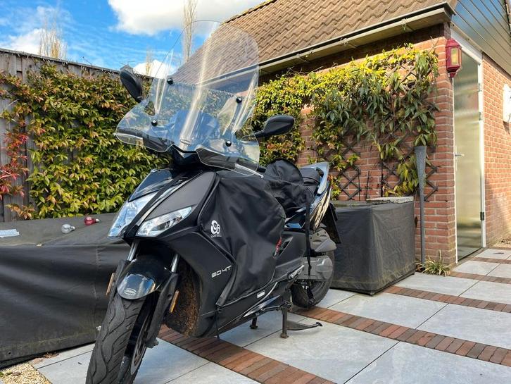 KYMCO Agility 16+ incl. windscherm en gevoerde beenkleed, Fietsen en Brommers, Scooters | Kymco, Gebruikt, Agility, Benzine, Ophalen