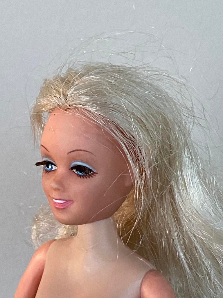 Vintage 70 s Disco Girls pop Britt Hasbro Matchbox no Barbie, Ophalen of Verzenden, Gebruikt, Pop