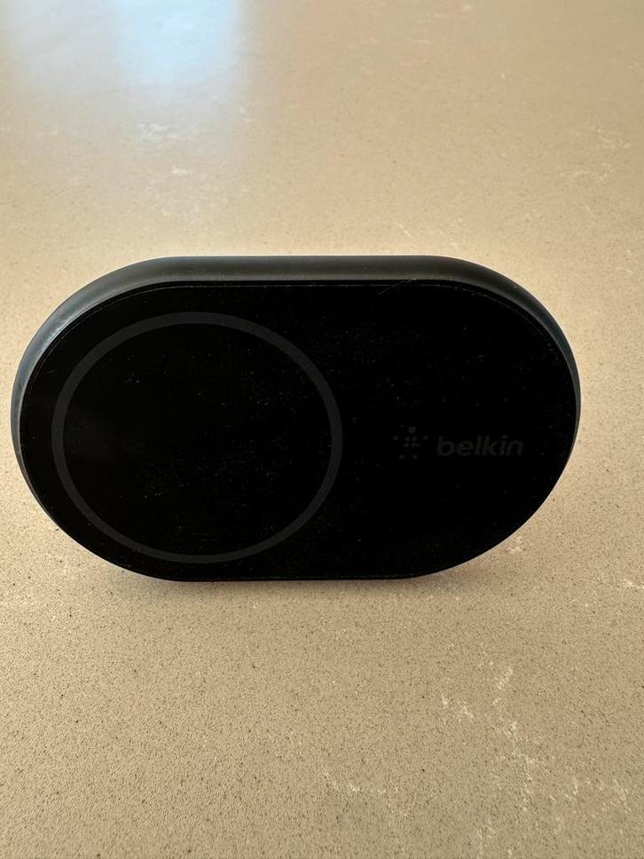 Belkin Magnetische Draadloze Autoventilatiehouder WIC004, Telecommunicatie, Telefoonhouders, Zo goed als nieuw, Auto, Ophalen of Verzenden