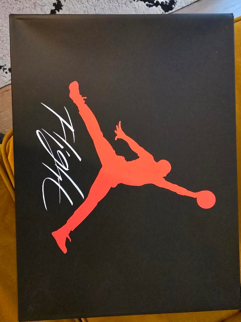 Jordan 4 White Cement 2025 maat 46, Kleding | Heren, Schoenen, Ophalen of Verzenden, Nieuw, Wit