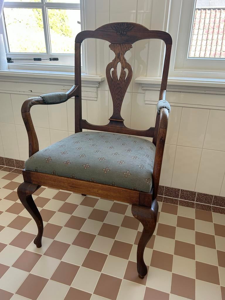 Antieke Queen Anne stoel met gestoffeerde zitting, Ophalen