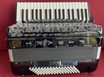 Z.g.a.n. italiaanse Fisart Ravel IV accordeon.4korig.96bas ., Muziek en Instrumenten, Accordeons, Overige merken, Met koffer, Zo goed als nieuw