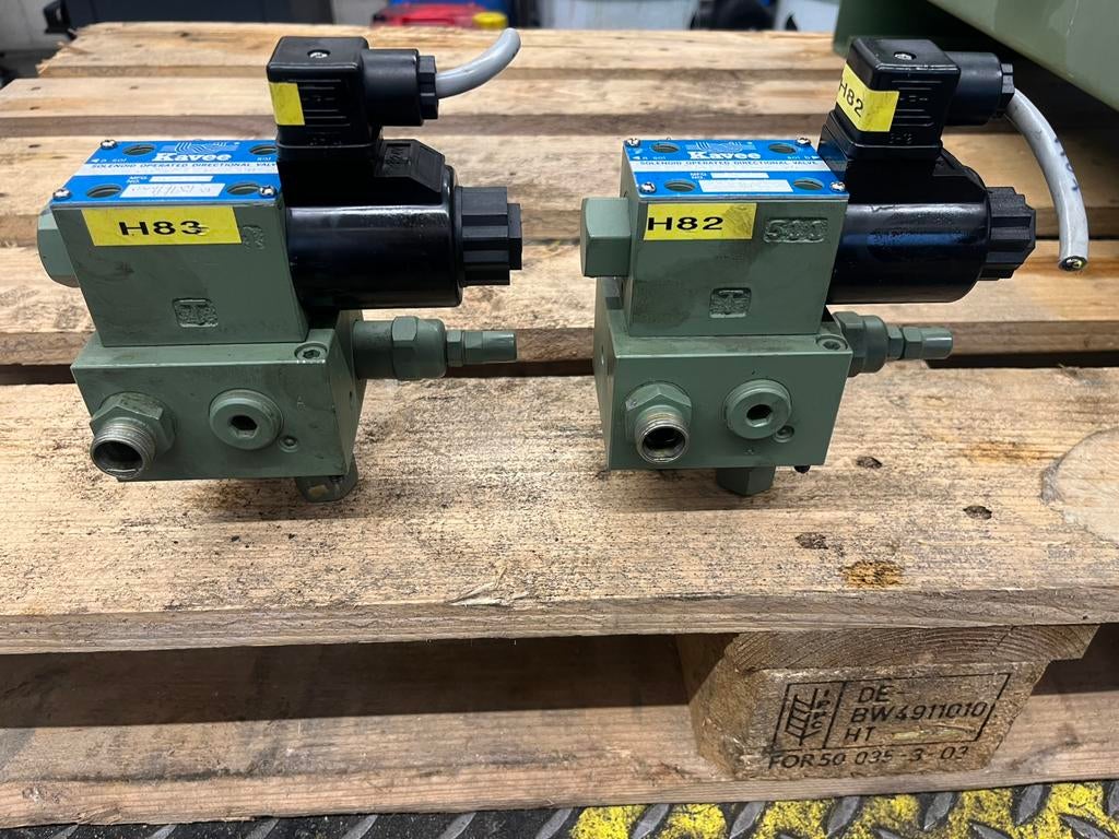 Hydrauliek ventielen, Ophalen of Verzenden, Zo goed als nieuw