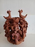 Volkskunst klei vaas Sofronia Phini Cyprus vogels bloemen, Ophalen of Verzenden