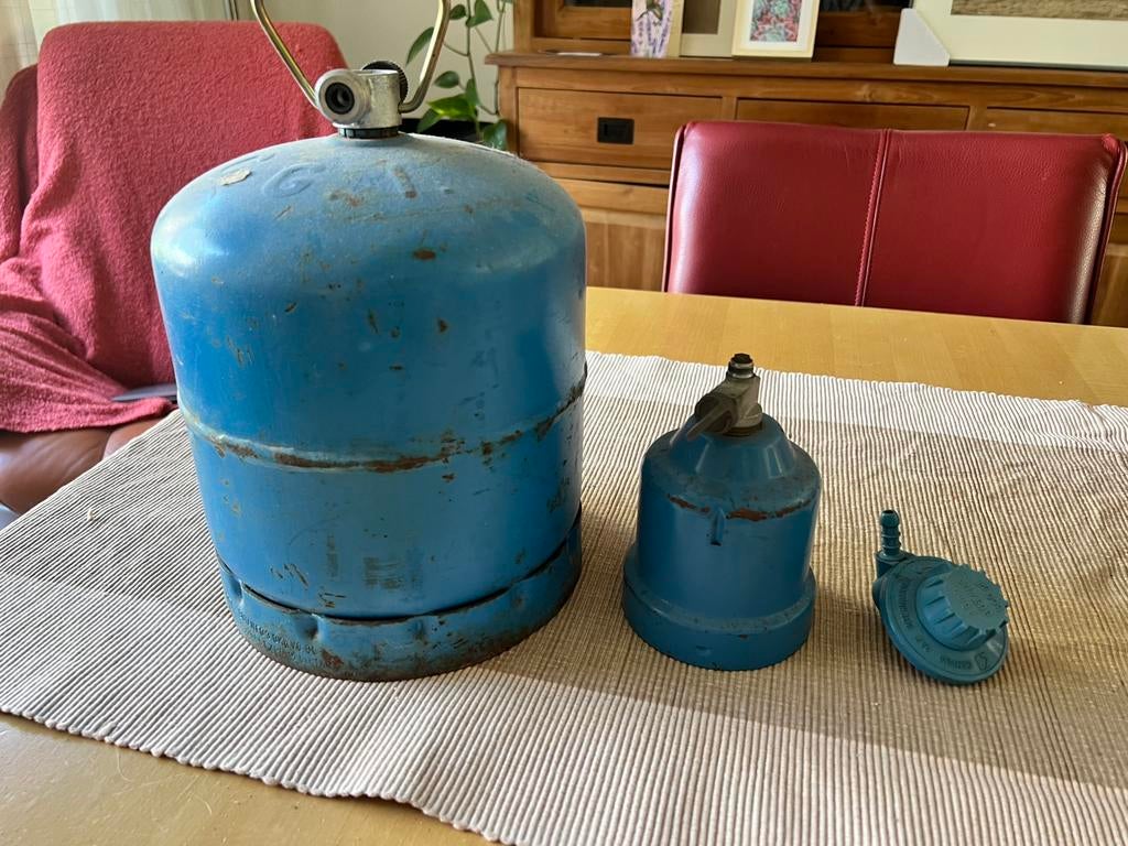 Gasflessen. Nog halfvol. Teab, Ophalen, Gebruikt