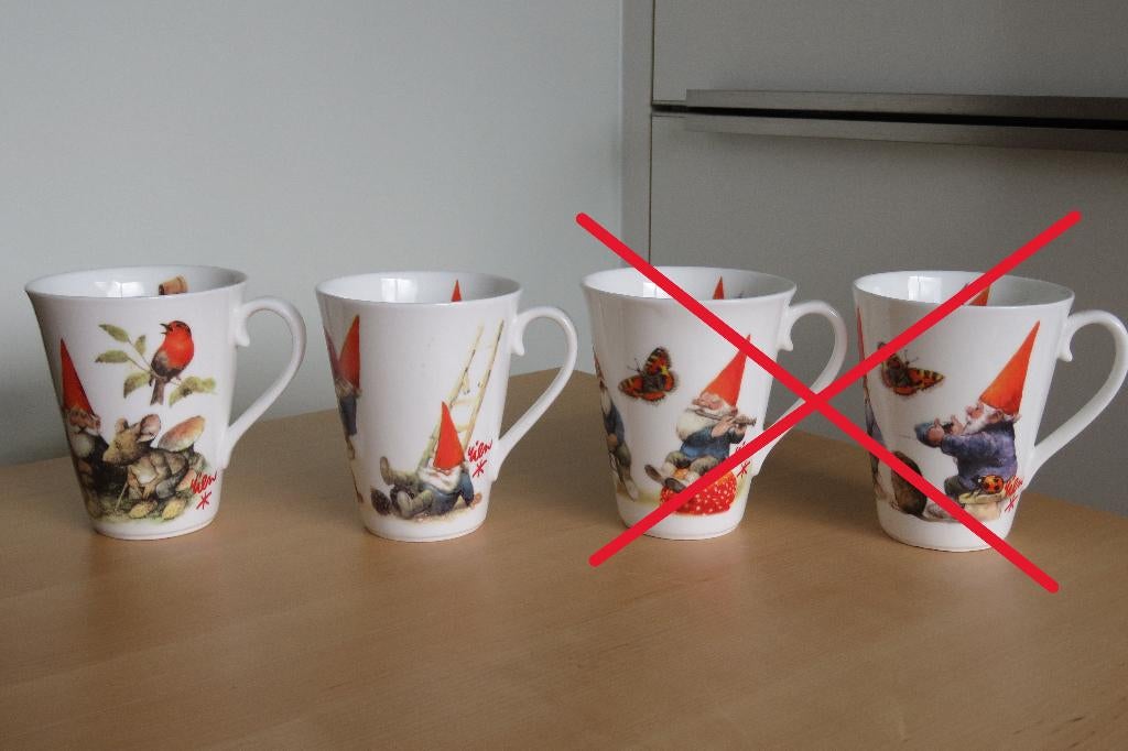 Mokken - Rien Poortvliet Kabouter - 2 verschillende, Ophalen, Nieuw, Overige stijlen, Kop(pen) en/of Schotel(s)