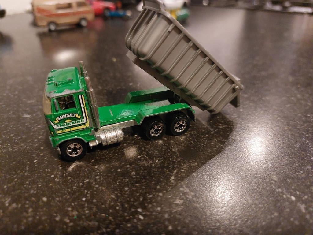 Hot Wheels 1981 Ford dump truck Hong Kong Mattel, Ophalen of Verzenden, Groter dan 1:32, Auto, Overige merken