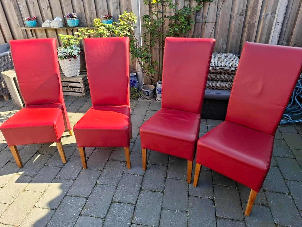 4 rode eetkamerstoelen (gratis af te halen), Ophalen, Overige materialen, Gebruikt, Vier