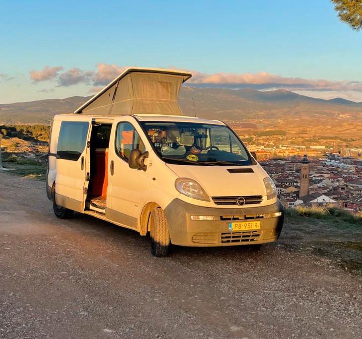 Opel vivaro offgrid camper met hefdak, Auto's, Opel, Particulier, Vivaro, ABS, Airbags, Airconditioning, Centrale vergrendeling