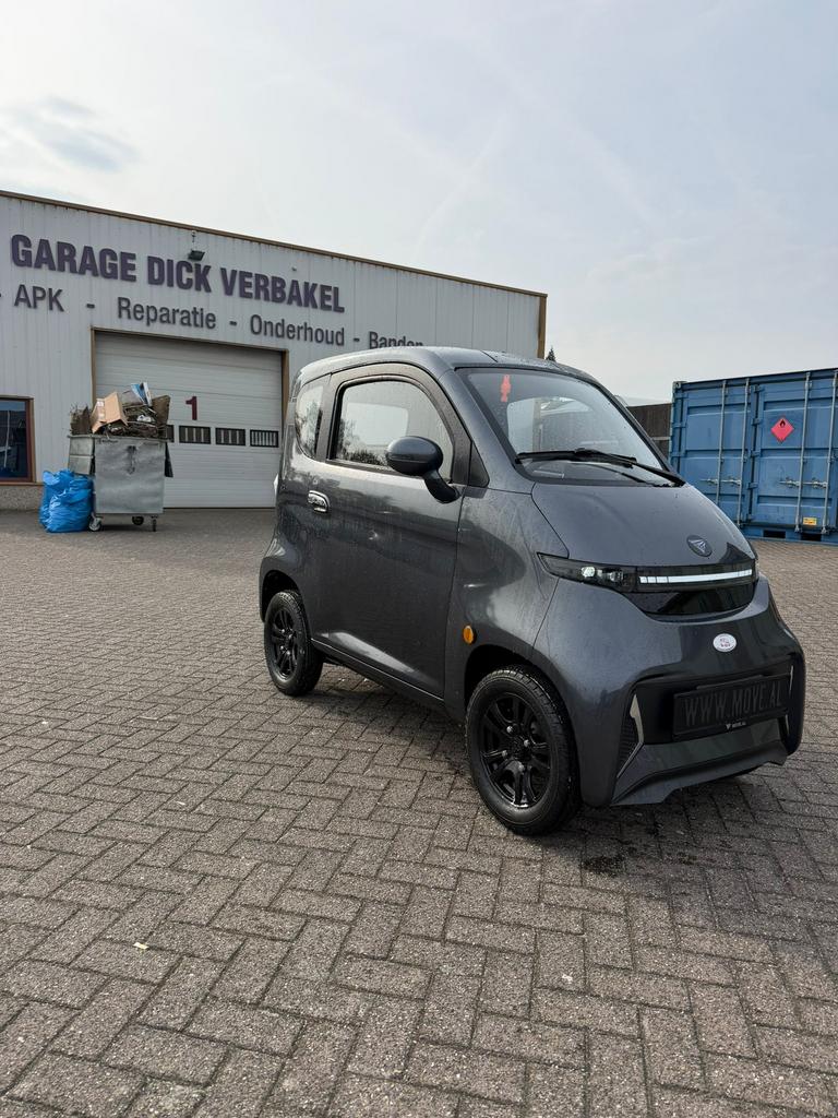 Nieuwe move e4 2025 rijbewijs vrij leverbaar in meer kleuren