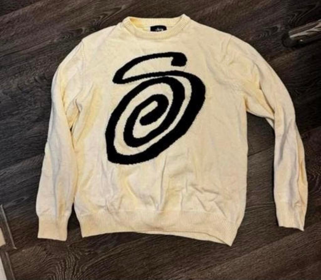 Stussy beige sweater, Ophalen of Verzenden, Zo goed als nieuw, Maat 48/50 (M), Beige