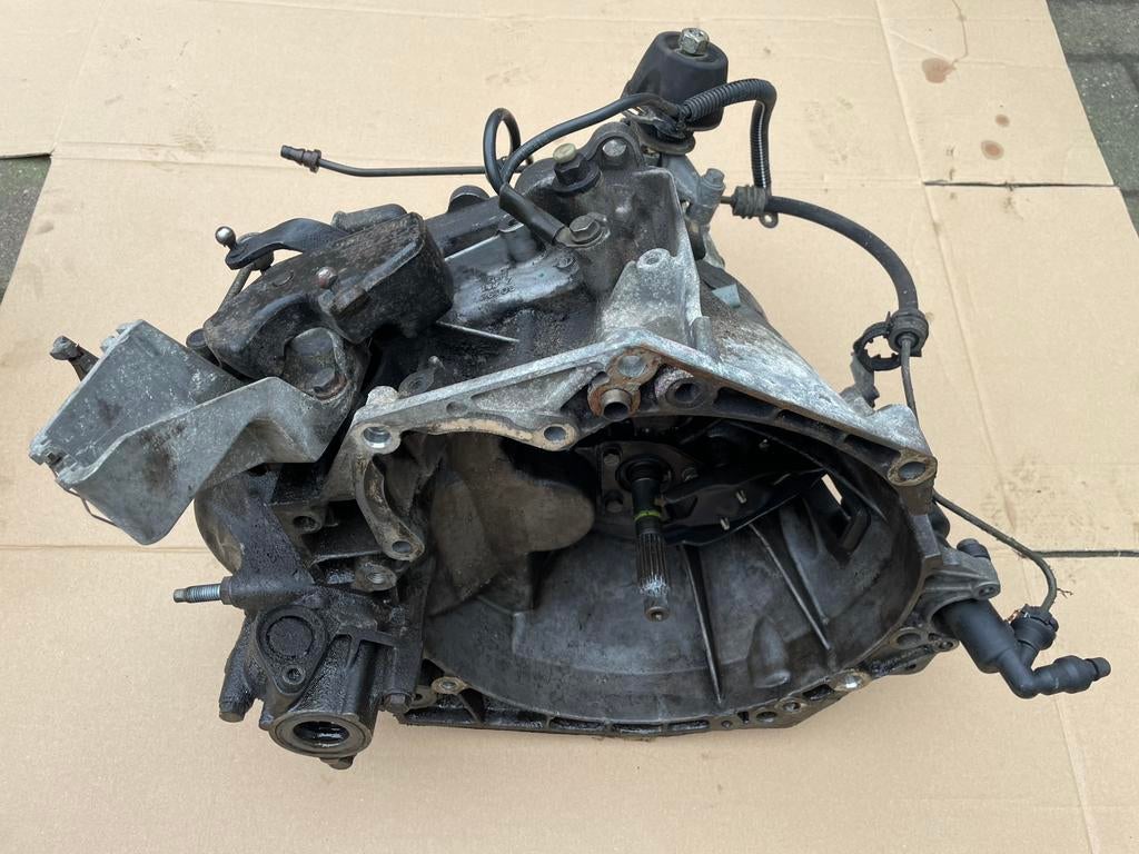Versnellingsbak Peugeot 307 1600 16v bi 2005, Auto-onderdelen, Transmissie en Toebehoren, Ophalen, Peugeot