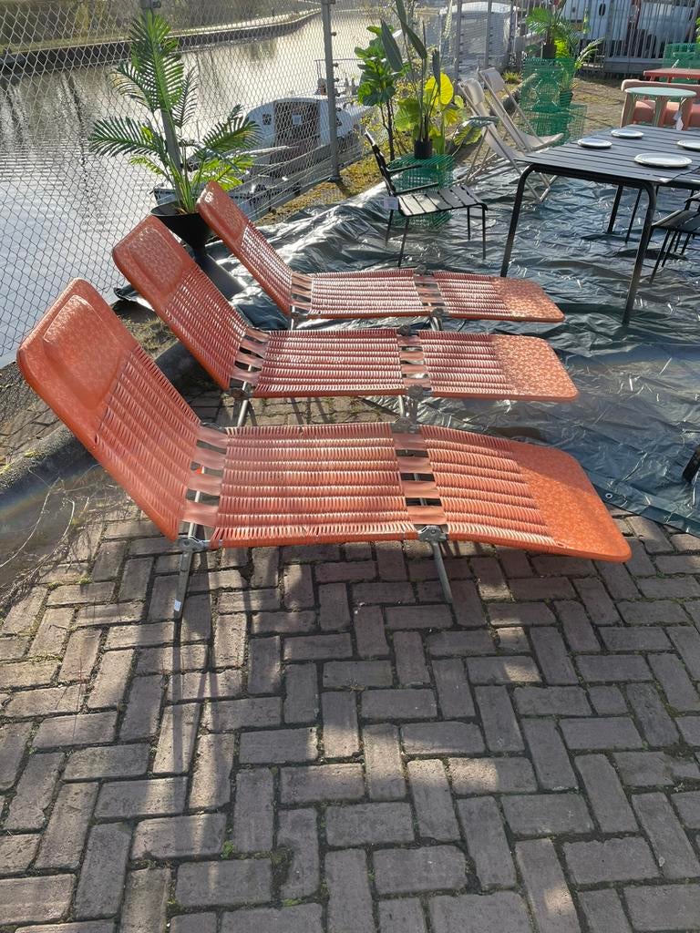 Oranje kurz jaren 60 70 designbedden vintage, Ophalen, ., 2de hands, Zo goed als nieuw