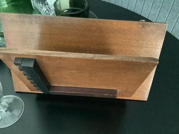 Vintage Houten Krantenbak Lectuurbak beschikbaar voor biedingen