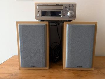 Denon CD Receiver UD-M31 met 2 speakers beschikbaar voor biedingen