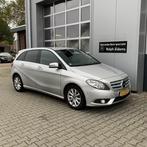 Mercedes-benz B-klasse 180 Ambition, Auto's, Euro 5, Zwart, 4 cilinders, 17 km/l