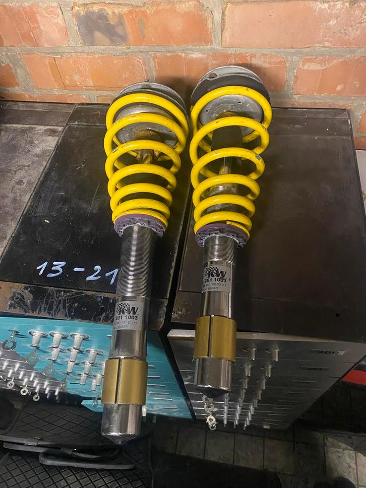 KW V1 Inox Schroefset - BMW E39, Auto-onderdelen, Ophanging en Onderstel, BMW, Universele onderdelen, Gebruikt, Ophalen