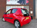 Toyota Aygo 1.0-12V + / 5DRS / Airco / NAP, Voorwielaandrijving, Stof, Gebruikt, Met garantie (alle)