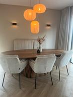 Houten ovale eettafel met beige stoelen en eetbank, Ophalen, Zo goed als nieuw, Ovaal, 200 cm of meer
