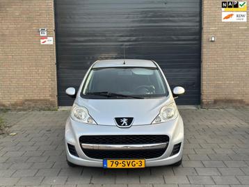 Peugeot 107 1.0-12V Sport 5Drs Apk Airco / Elekt. Pakket / t beschikbaar voor biedingen