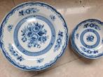 Blue Rose bordjes 17,5 cm en schaaltjes 11 cm.  8 om 6 stuks, Antiek en Kunst, Antiek | Servies los, Ophalen of Verzenden