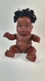 J. Berna geurpop, donker meisje, 25 cm. 8A8, Verzamelen, Poppen, Tweedehands verkoop, Tweedehands verkoop, Gebruikt, Ophalen of Verzenden