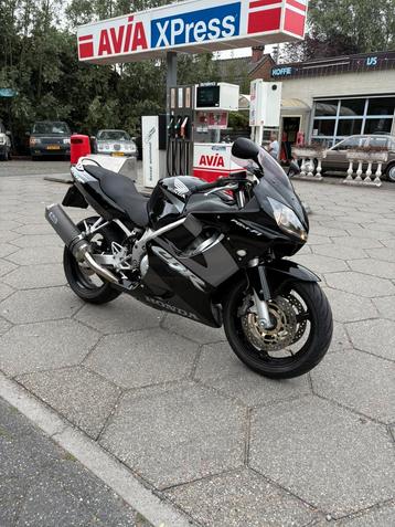 Honda CBR 600 F   *Pas 20.000km! beschikbaar voor biedingen