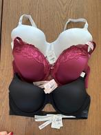 3 Victoria’s Secret Lightly lined T-shirt Bra Size 36 D, Victoria’s Secret, Ophalen of Verzenden, BH