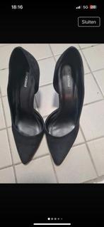 Schoenen, Ophalen, Gedragen, Zwart, Schoenen met hoge hakken